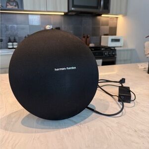 Harman Kardon Onyx Studio 3 Portable Bluetooth Speaker